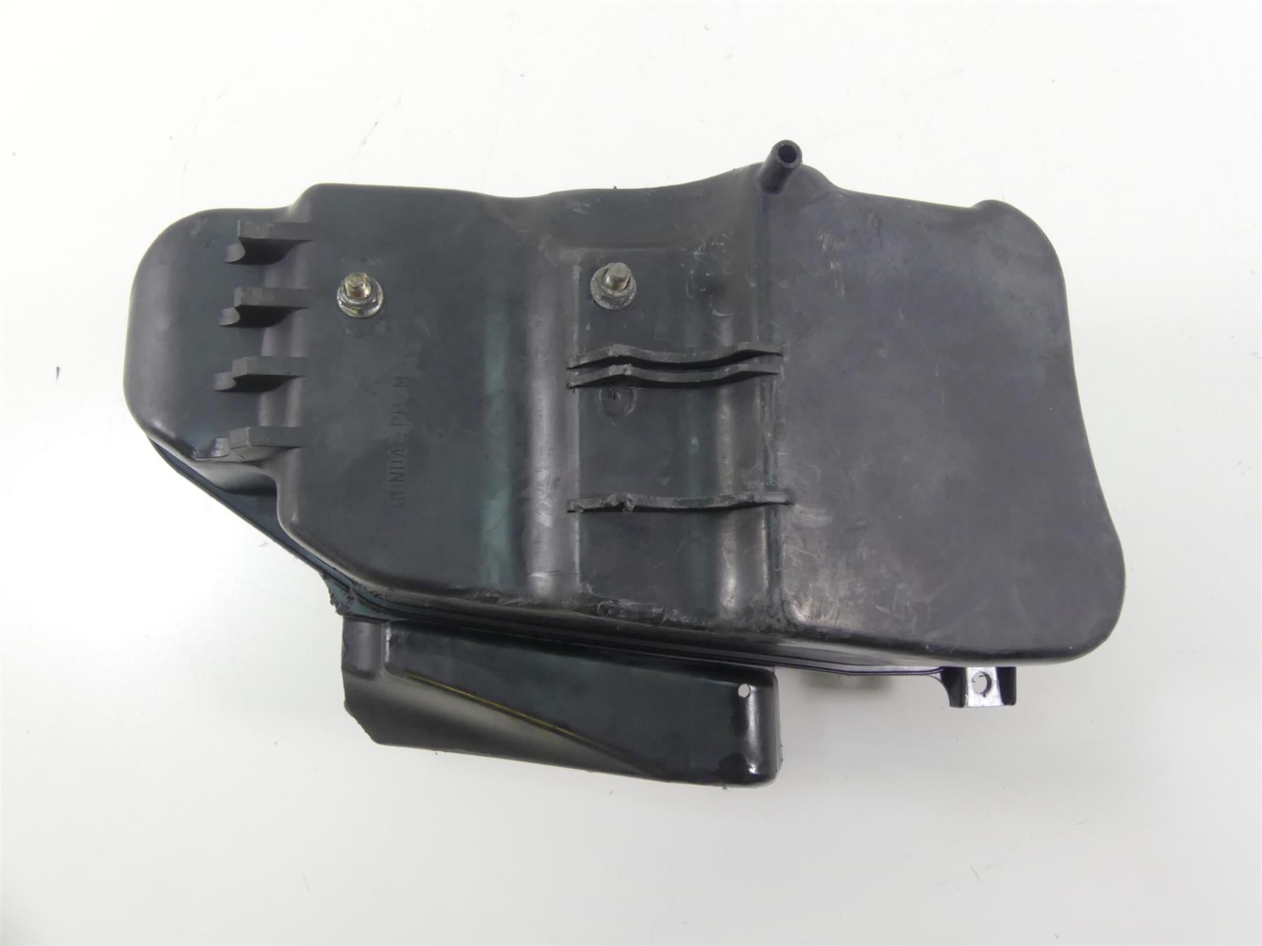 1998 Honda Shadow VT1100T Air Box Filter Cleaner Breather & Tubes 17210-MM8-010 {{ shop.shopifyCountryName }} - Mototech271