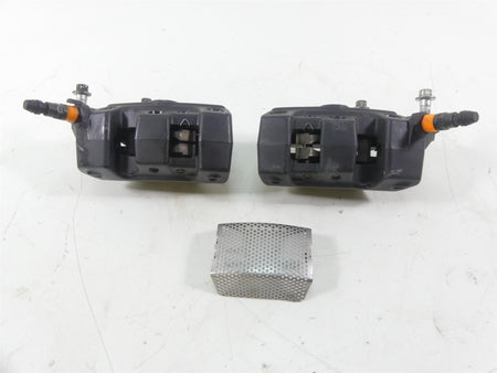2014 Harley Touring FLHX Street Glide Front Brake Caliper Set - Read 43027-08 {{ shop.shopifyCountryName }} - Mototech271