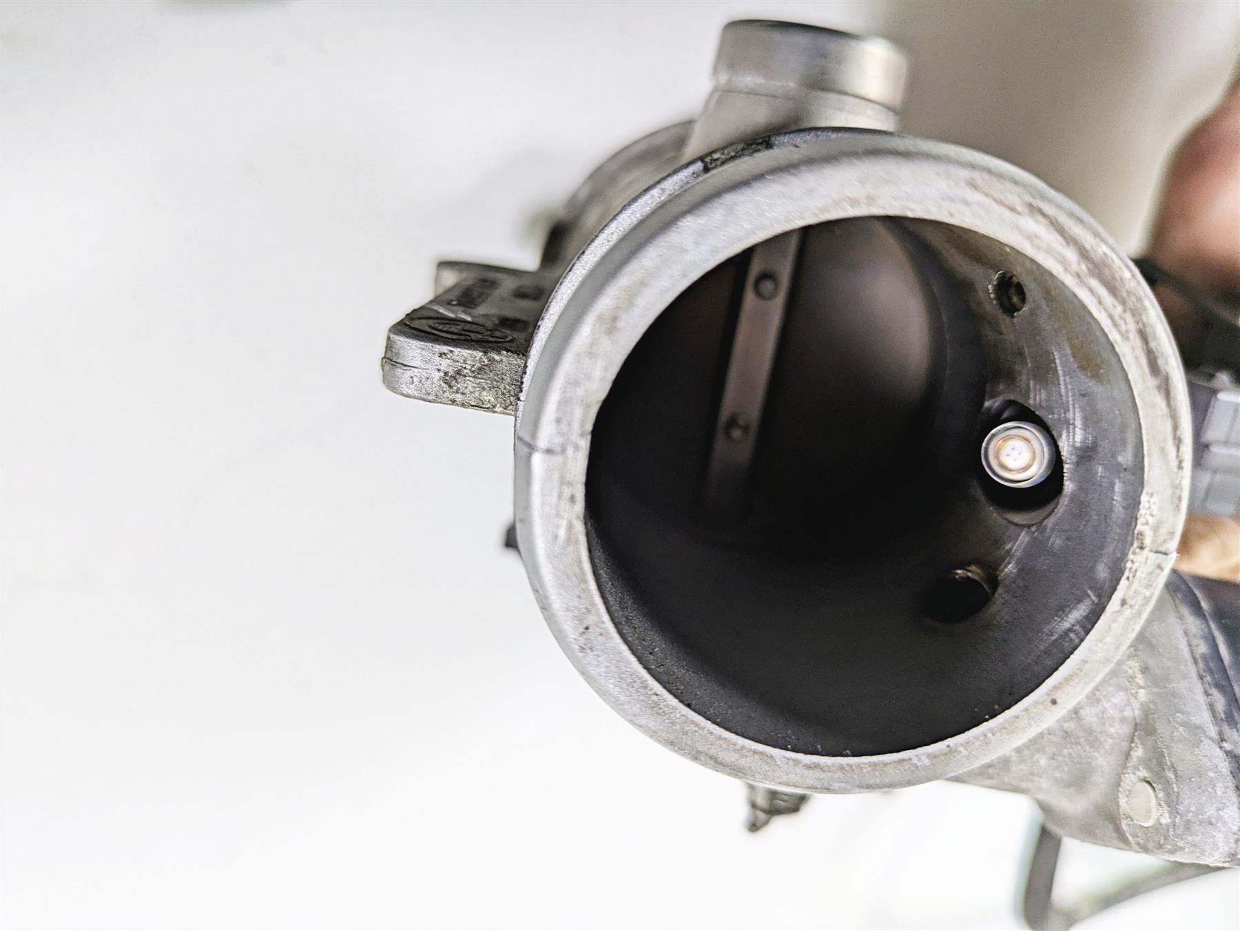 2009 BMW R1200RT K26 Throttle Bodies Body Set - Read 13547712613 13547712614 {{ shop.shopifyCountryName }} - Mototech271