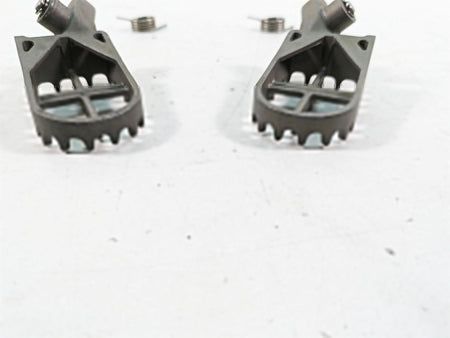 2007 BMW R1200GS K255 Adv Front Footpeg Foot Peg Rest Set 46717694557 {{ shop.shopifyCountryName }} - Mototech271