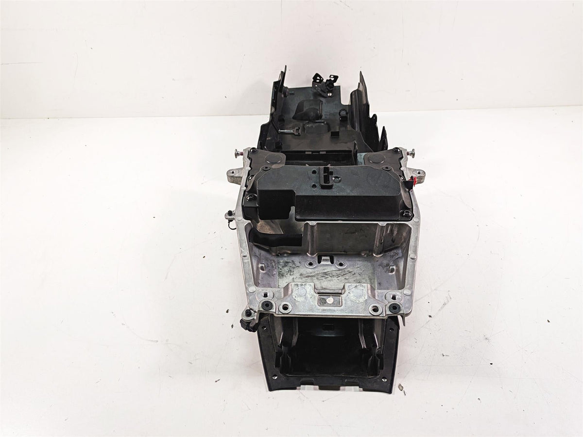 2018 Kawasaki ZX1002 Ninja H2 SX Subframe Sub Frame & Inner Fender 32160-0960 {{ shop.shopifyCountryName }} - Mototech271