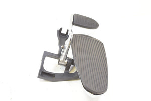 2017 Indian Chieftain Limited Right Floor Board & Brake Pedal  5138848 1019864
