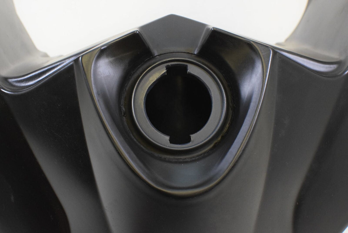 2008 KTM 690 Supermoto R LC4 Fuel Gas Petrol Tank Reservoir 7500701304433A {{ shop.shopifyCountryName }} - Mototech271