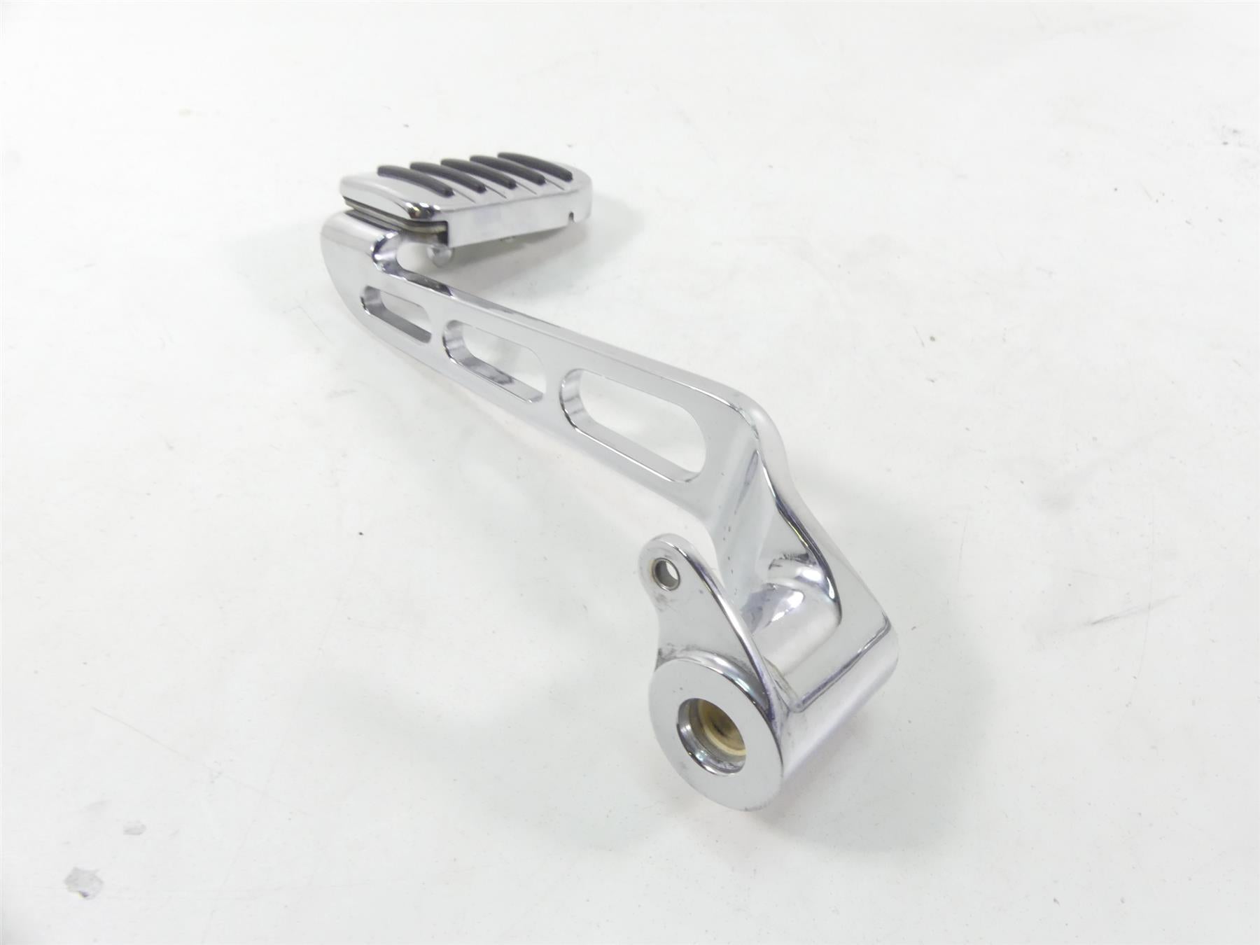 2004 Harley FLHTC SE CVO Electra Glide Chrome Rear Brake Pedal 42638-03 {{ shop.shopifyCountryName }} - Mototech271