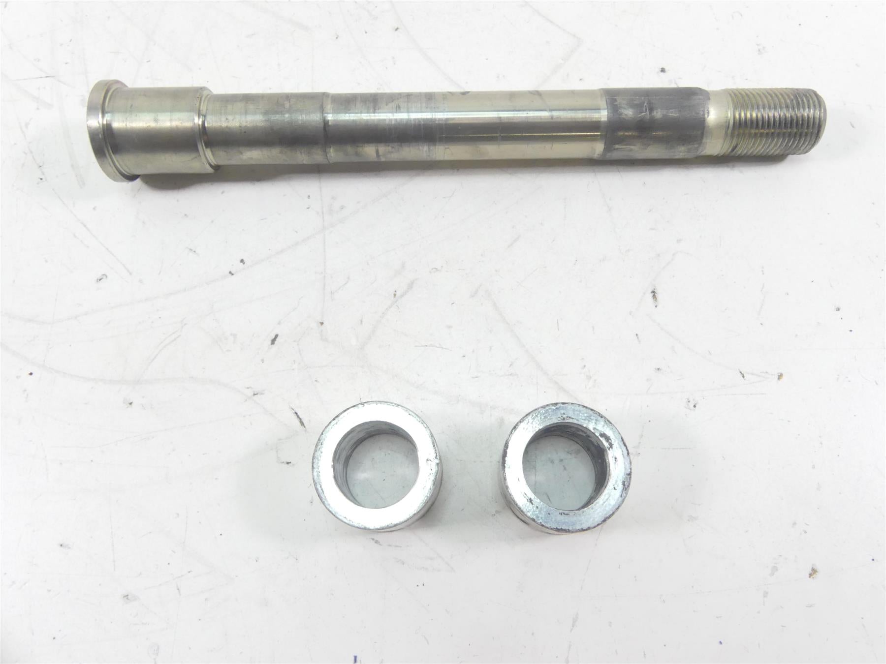 2018 Harley Softail FXBB Street Bob Front Axle Wheel Spindle 43000081 {{ shop.shopifyCountryName }} - Mototech271