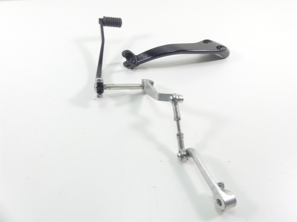 2022 Harley Softail FXBBS Street Bob Shift Lever + Footpeg Mount Set 33600234 {{ shop.shopifyCountryName }} - Mototech271