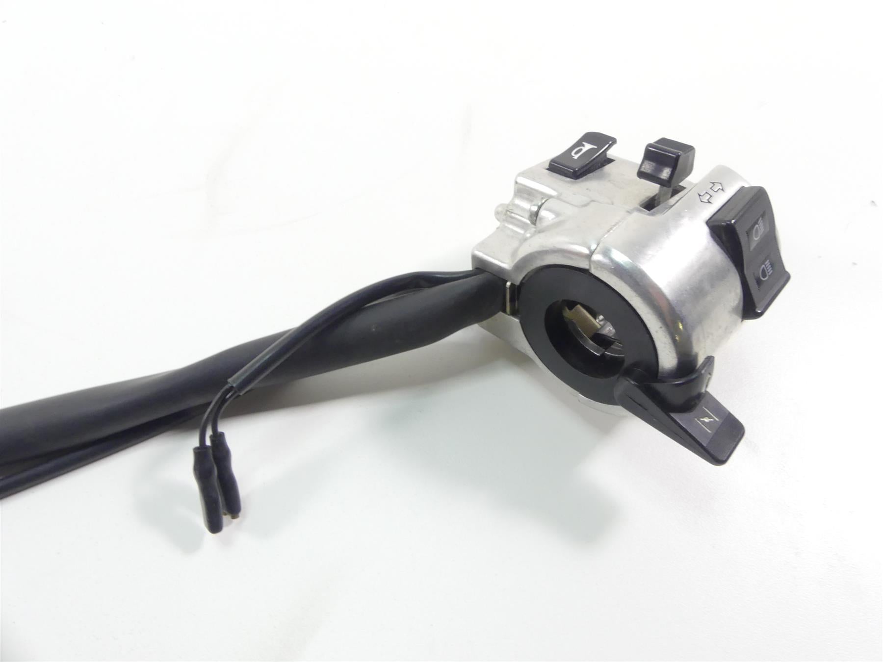 2003 Honda VT1100 C2 Shadow Sabre Left Blinker Hand Control Switch 35020-MCK-A00 {{ shop.shopifyCountryName }} - Mototech271