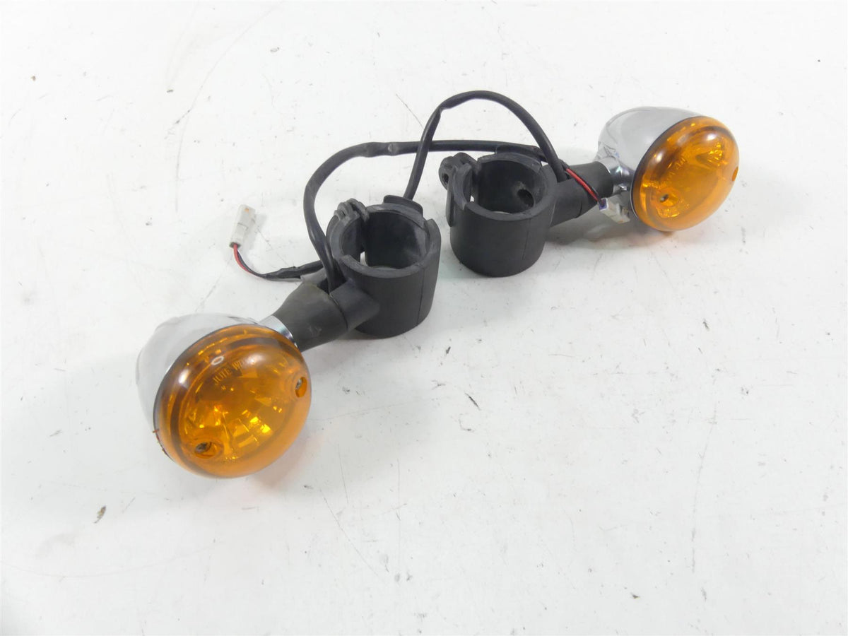 2016 Indian Scout Sixty Front Turn Signal Blinkers Set 2412602 {{ shop.shopifyCountryName }} - Mototech271