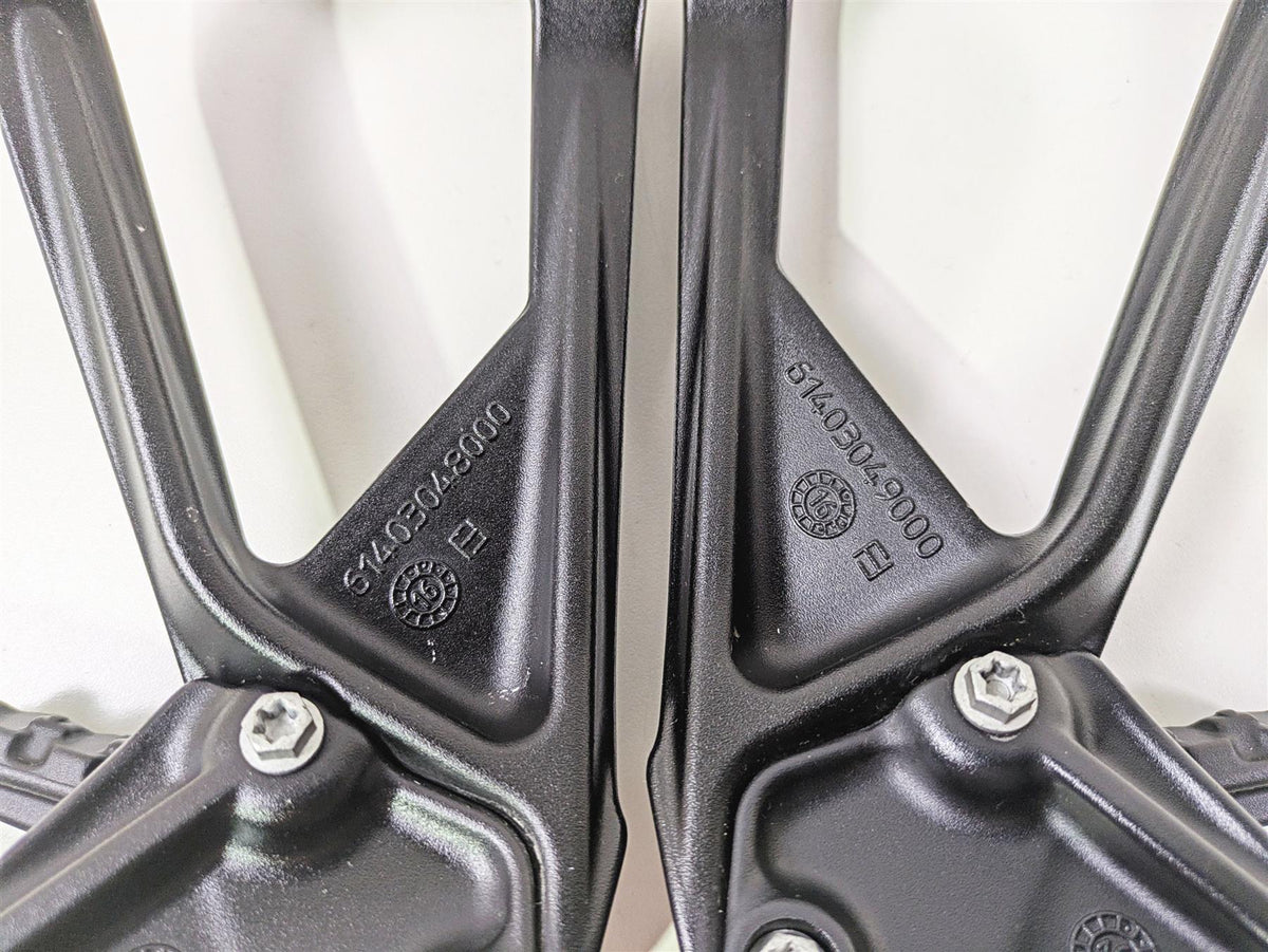 2017 KTM 1290 Super Duke GT Rear Passenger Footpeg 6140304800033S 6140304900033S {{ shop.shopifyCountryName }} - Mototech271
