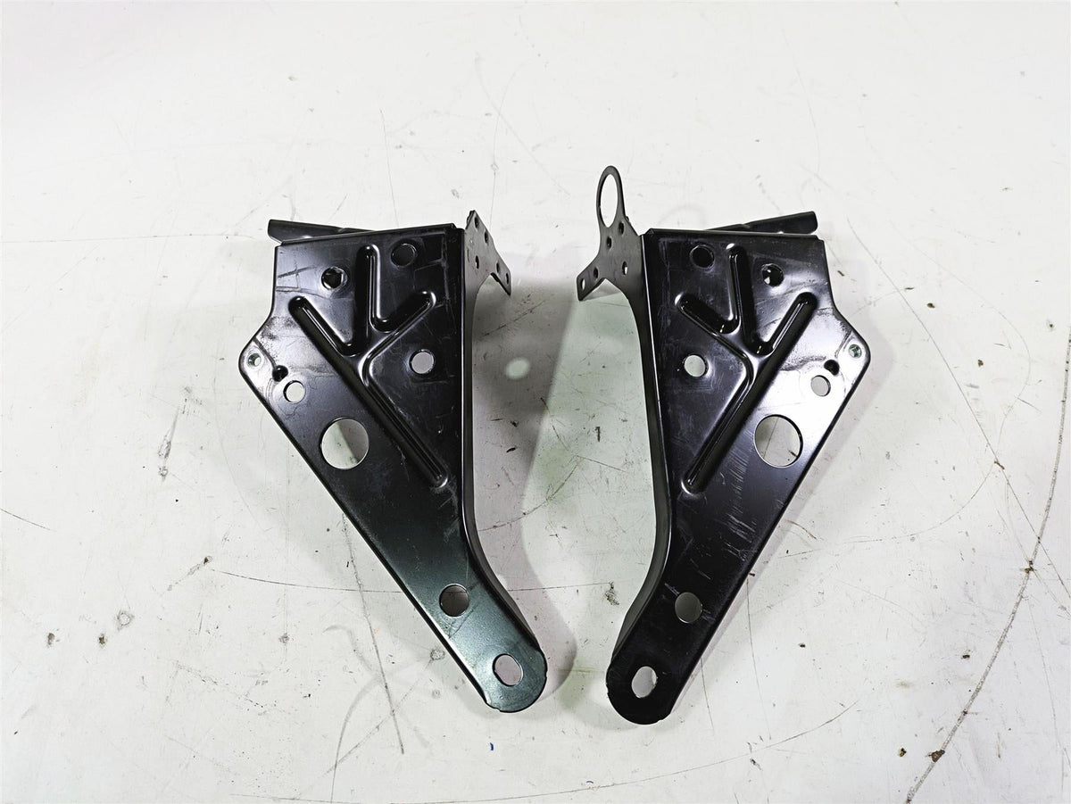 2015 Harley Touring FLHTKL E -Glide Low Front Fairing Mount Holder Set 57000169A {{ shop.shopifyCountryName }} - Mototech271