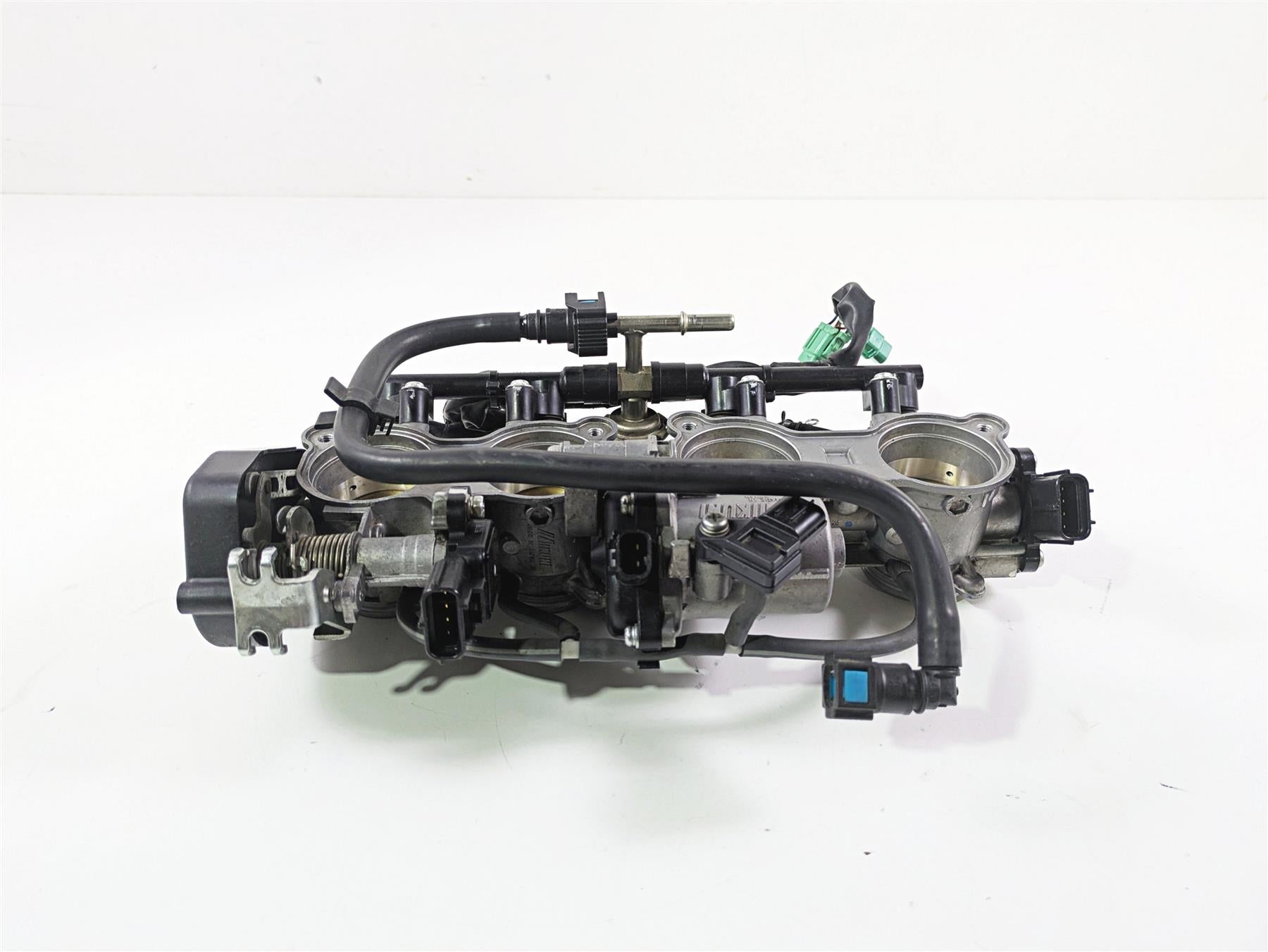 2014 Yamaha YZFR1 R1 RN22 Mikuni Throttle Body Bodies 1KB-13750-00-00 {{ shop.shopifyCountryName }} - Mototech271