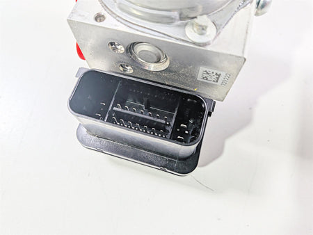 2023 Yamaha MT10 MTN1000 Abs Brake Pump Unit Module B5Y-85930-00 {{ shop.shopifyCountryName }} - Mototech271