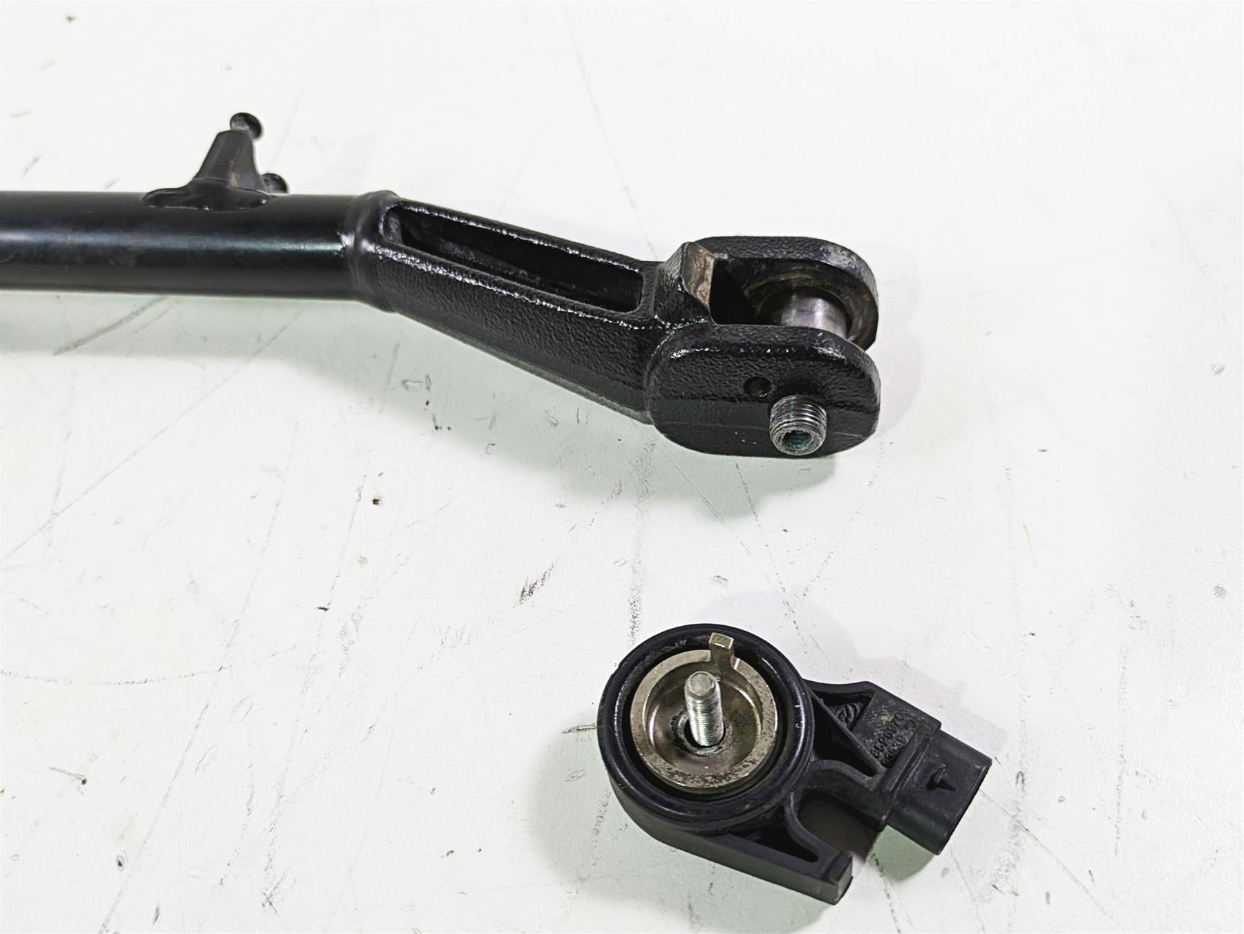 2018 BMW R1200GS GSW K50 Side Kickstand Kick Stand 46538526525 {{ shop.shopifyCountryName }} - Mototech271