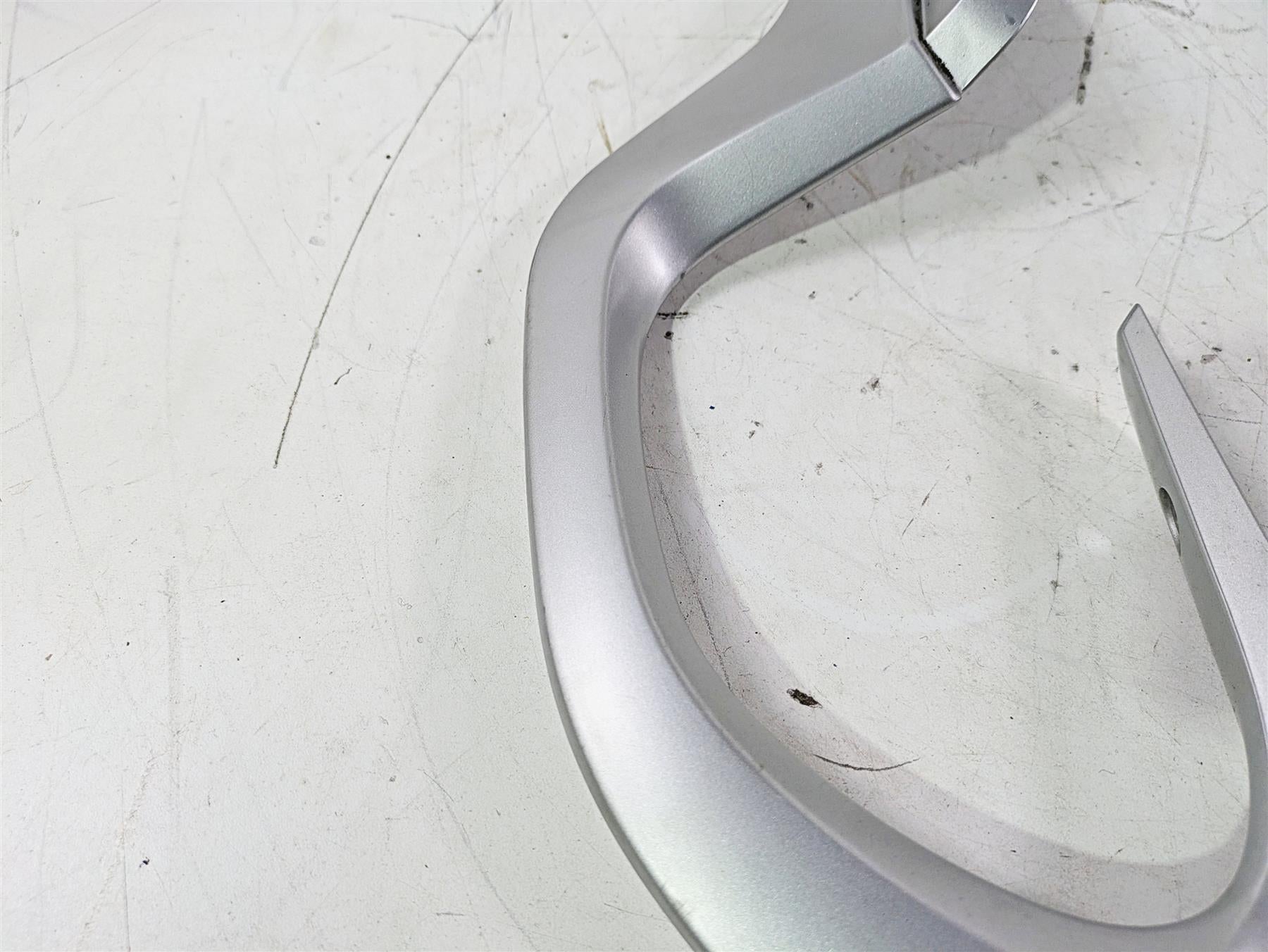 2015 BMW K1600 GT K48 Rear Passenger Side Grab Handles 46548549392 46548549391 {{ shop.shopifyCountryName }} - Mototech271