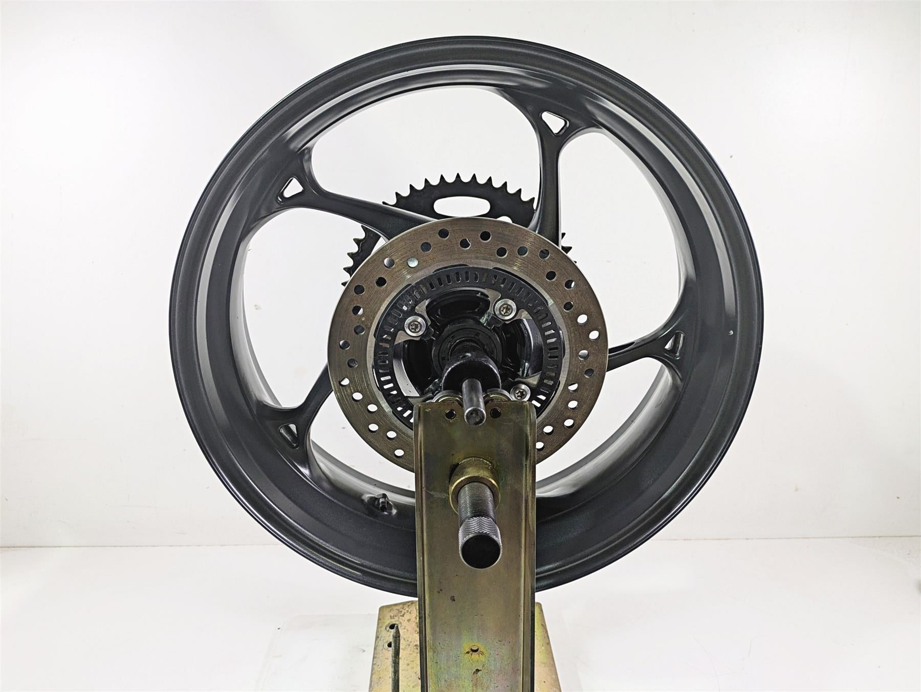 2024 Triumph Street Triple 765 R Straight 17x5.5 Rear Wheel Rim T2019906 {{ shop.shopifyCountryName }} - Mototech271