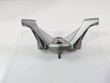 Load image into Gallery viewer, 2019 BMW R1250RT K52 Handlebar Mount Upper Triple Tree 32718520053
