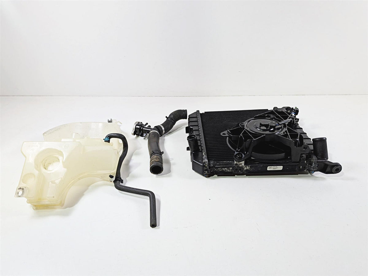 2020 Indian Challenger Limited Radiator Fan Reservoir Set - No Leaks 1241380-Mototech271