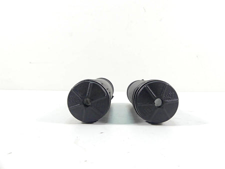 2013 Harley VRSCF Muscle Vrod Aftermarket Handlebar Grip Set {{ shop.shopifyCountryName }} - Mototech271
