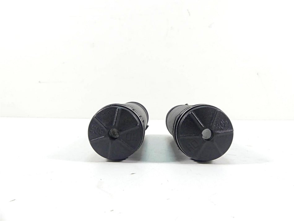 2013 Harley VRSCF Muscle Vrod Aftermarket Handlebar Grip Set {{ shop.shopifyCountryName }} - Mototech271