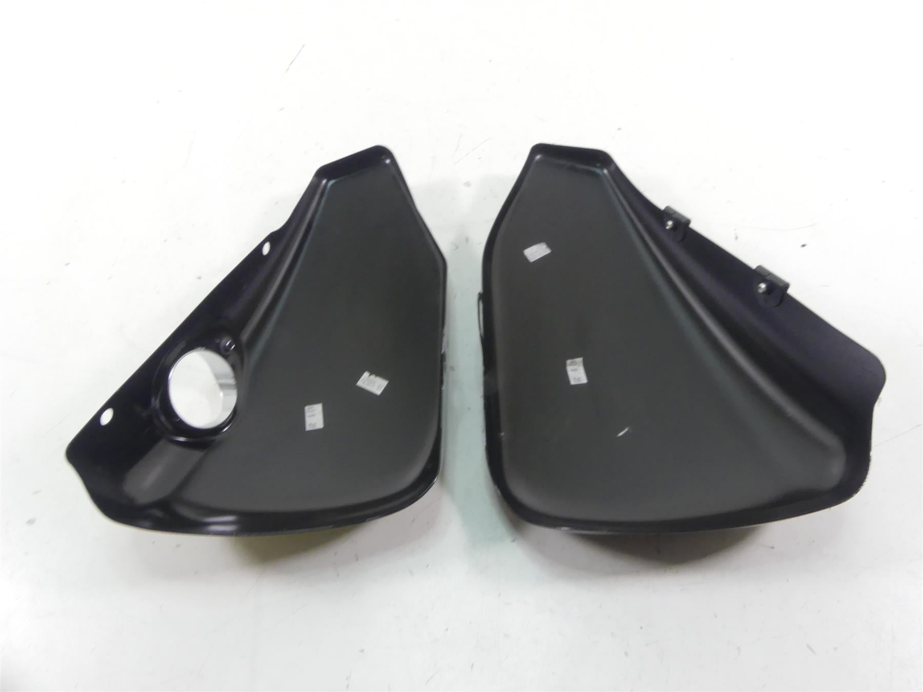 2020 Harley XL1200 CX Sportster Roadster Side Cover Set 57200092DH 57200091DH {{ shop.shopifyCountryName }} - Mototech271