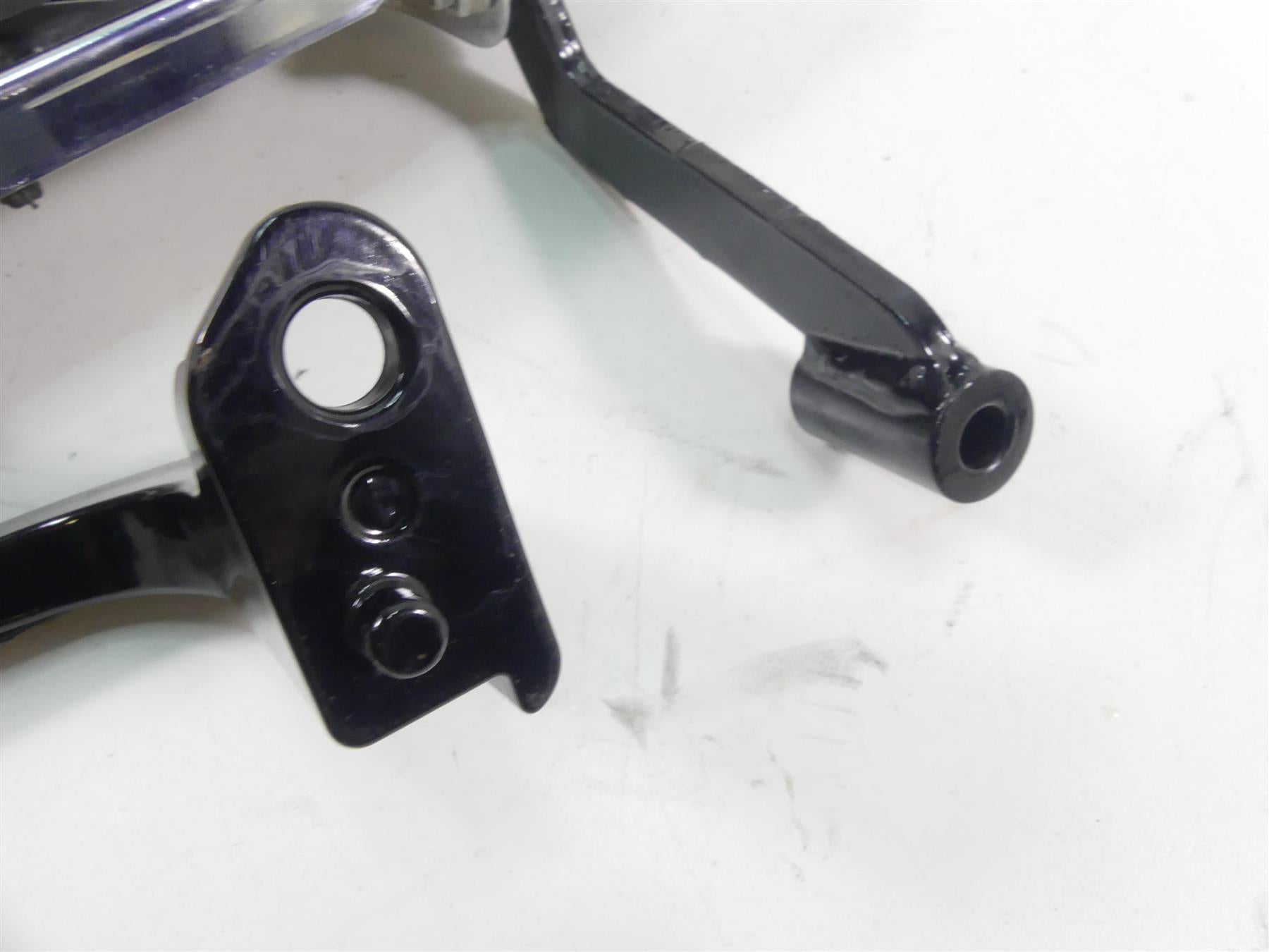 2016 Harley Touring FLHR Road King Front Left Floorboard Floor Board 50621-06A {{ shop.shopifyCountryName }} - Mototech271