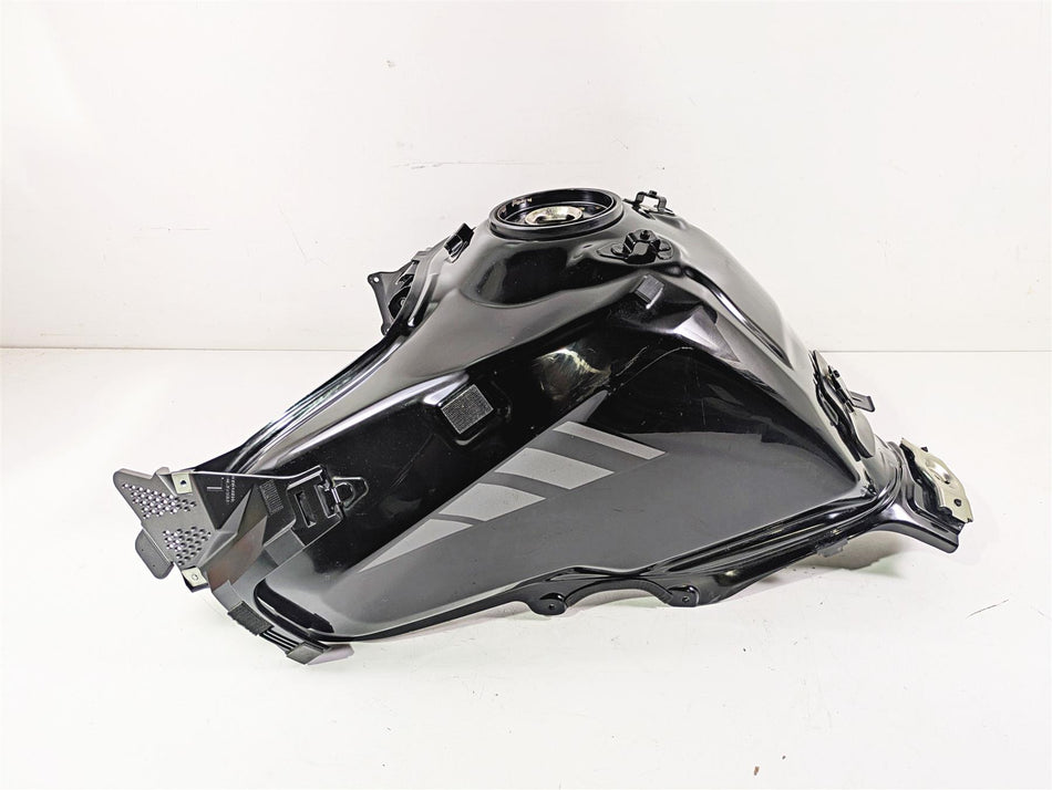2020 Suzuki V-Strom 1050 XT Fuel Gas Petrol Tank - No Dent 44100-06L10 {{ shop.shopifyCountryName }} - Mototech271