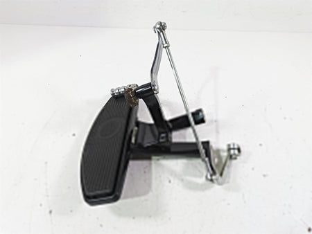 2021 Harley Softail FLSL Slim Left Floorboard & Shifter Pedal 50500738 33895-82E {{ shop.shopifyCountryName }} - Mototech271