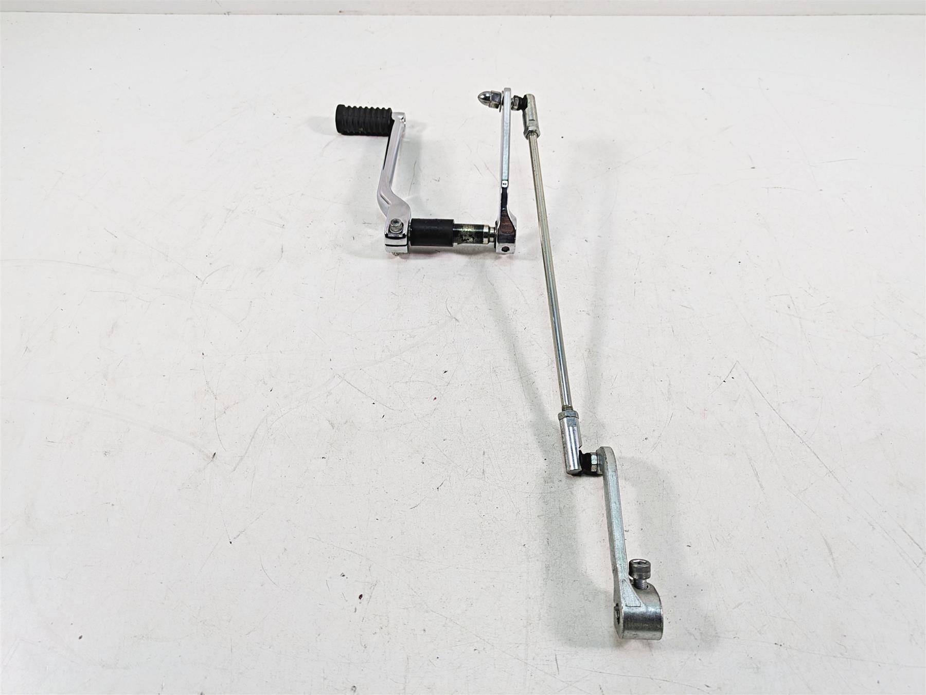 2020 Harley Touring FLHX Street Glide Gear Shifter Shift Lever + Links 33895-82E {{ shop.shopifyCountryName }} - Mototech271