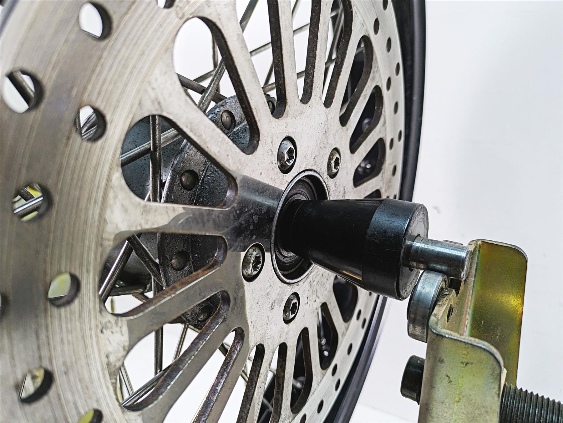 2020 Harley Softail FXBB Street Bob 21x3 40 Spoke Front Wheel - Read {{ shop.shopifyCountryName }} - Mototech271