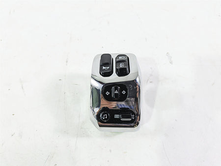 2018 Indian Chieftain Limited Chrome Left Hand Control Switch 4016912 4018465 {{ shop.shopifyCountryName }} - Mototech271