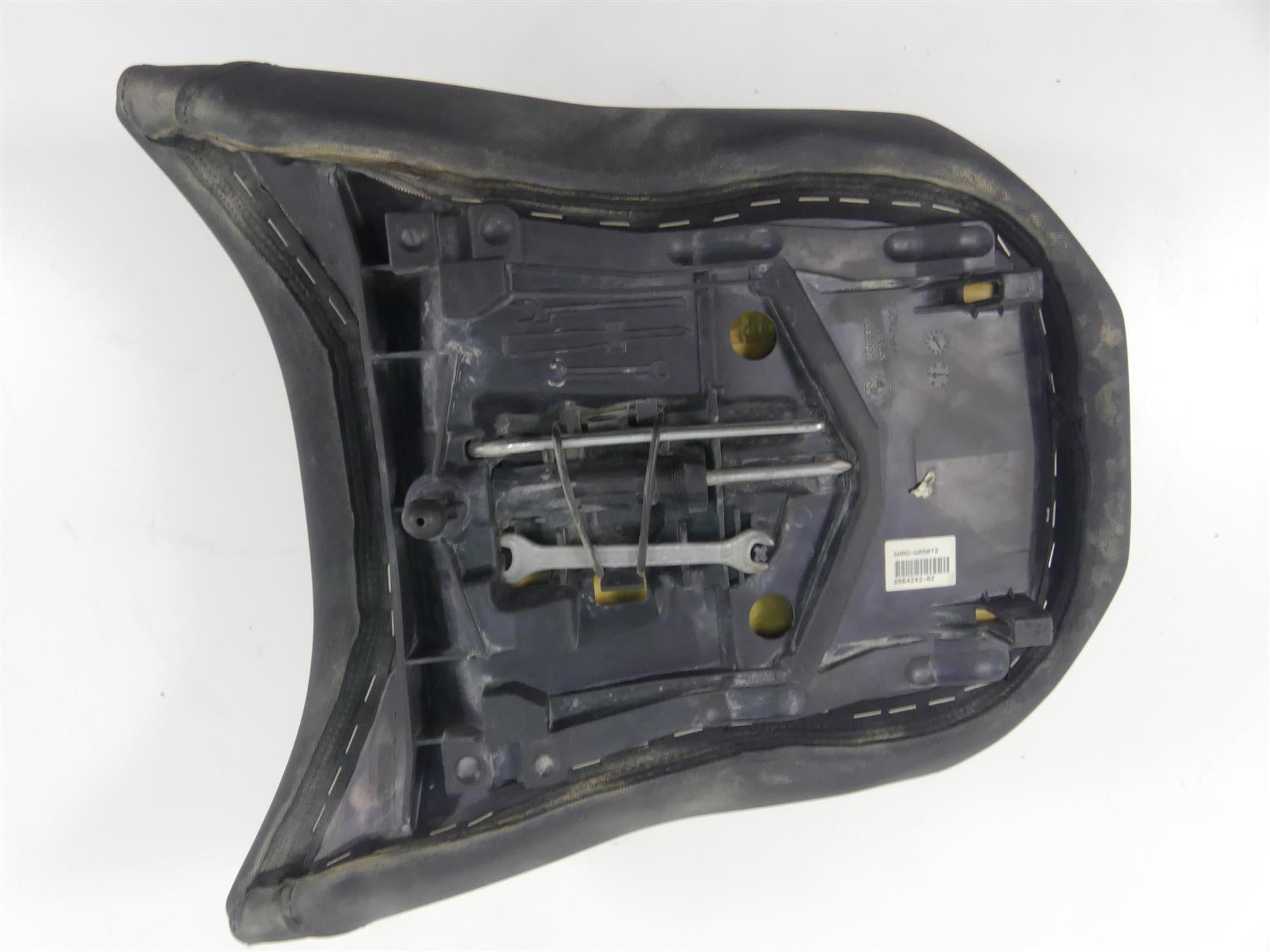 2019 BMW R1250GS K50 Rear Passenger Seat Saddle + Tools -Read 52538564242 668833 {{ shop.shopifyCountryName }} - Mototech271