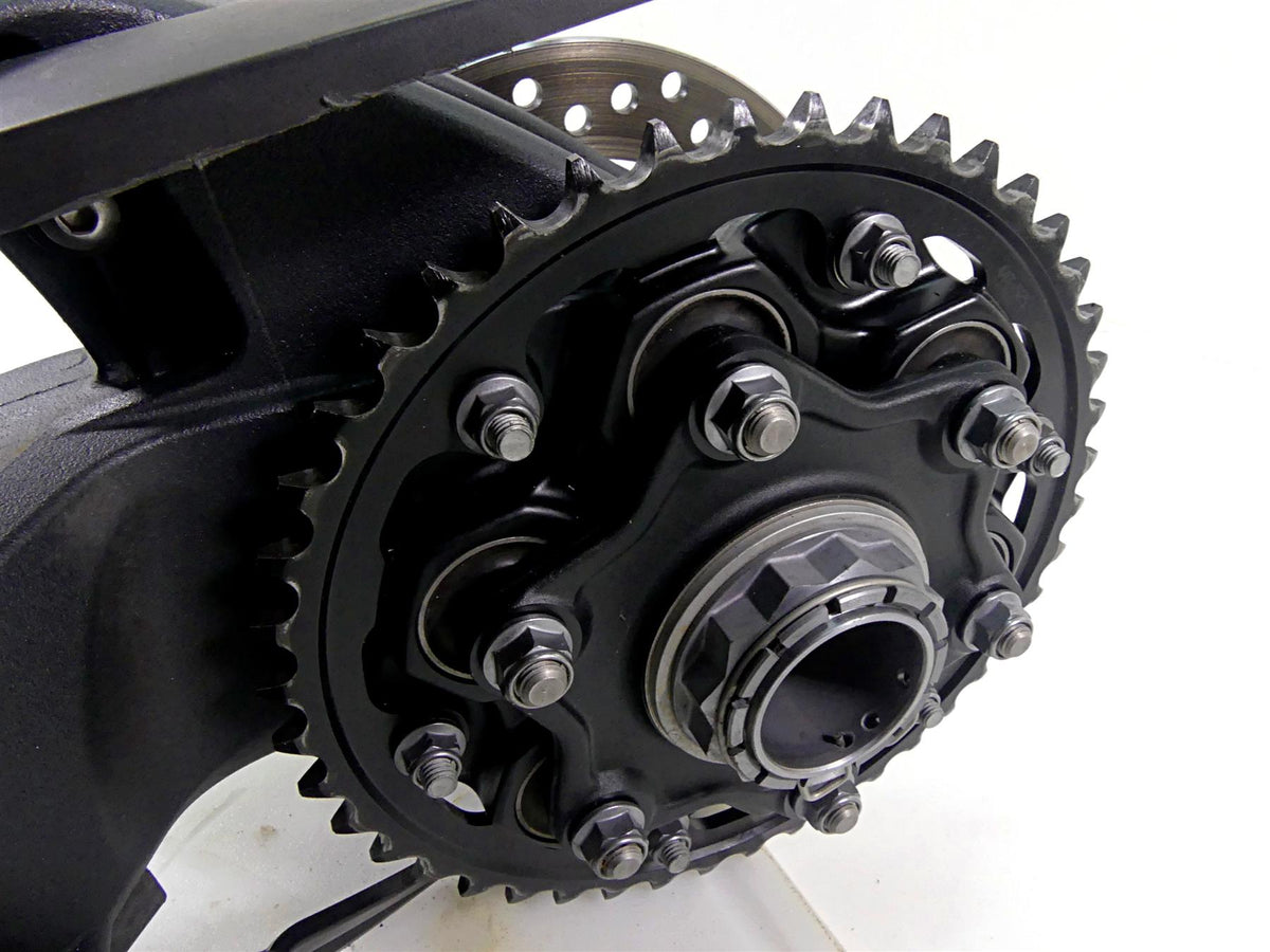 2022 Triumph Speed Triple 1200 RS Rear Swingarm Swing Arm & Axle T2050629 {{ shop.shopifyCountryName }} - Mototech271