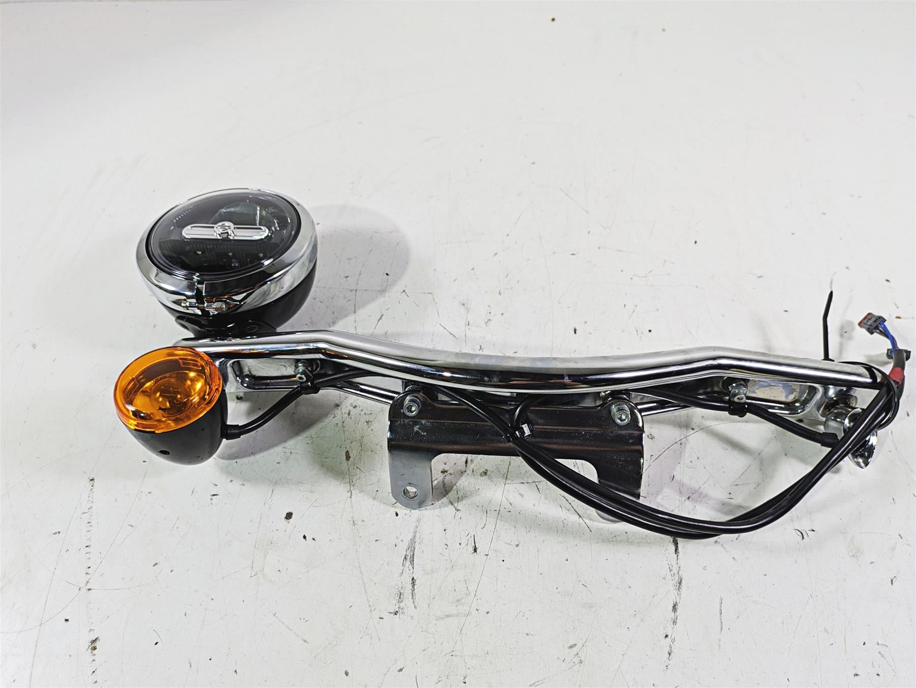 2019 Harley FLHCS Softail Heritage Front Blinker Spot Light Set - Read 67800823 {{ shop.shopifyCountryName }} - Mototech271