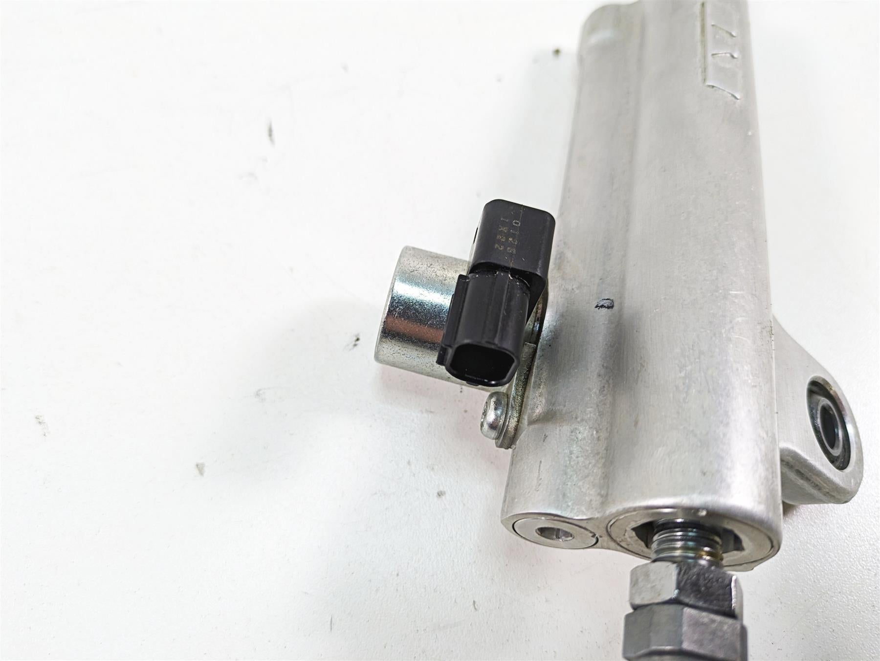 2022 Suzuki GSXR 750 KYB Steering Damper Stabilizer 51750-21H10 1NQ080 3C {{ shop.shopifyCountryName }} - Mototech271