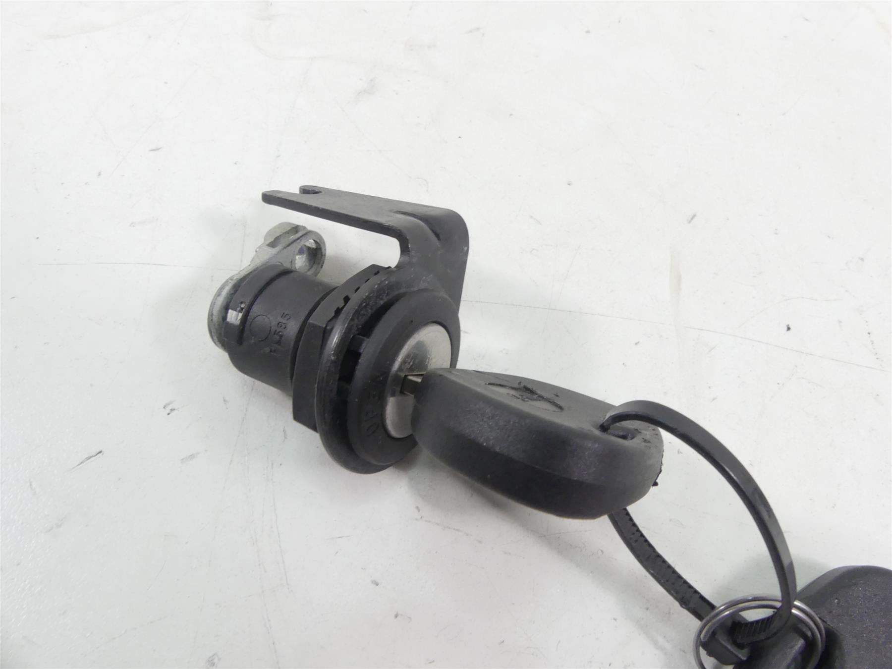 2020 Ducati Panigale V2 Ignition Switch Key Seat Tank Cap Lock -Read 59822312B {{ shop.shopifyCountryName }} - Mototech271