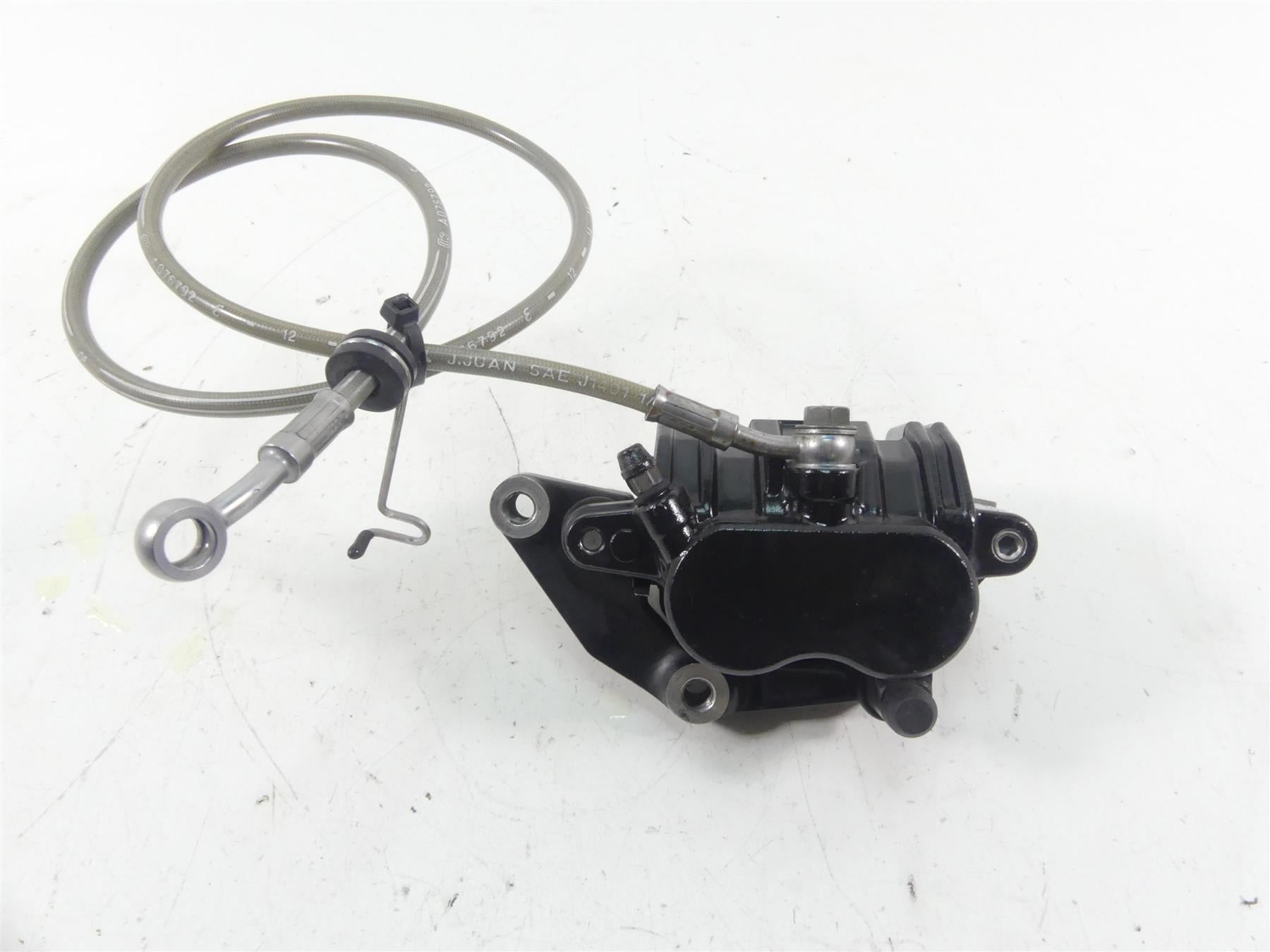 2016 Indian Scout Sixty Front Brake Caliper + Line - Non Abs 1911934 | Mototech271
