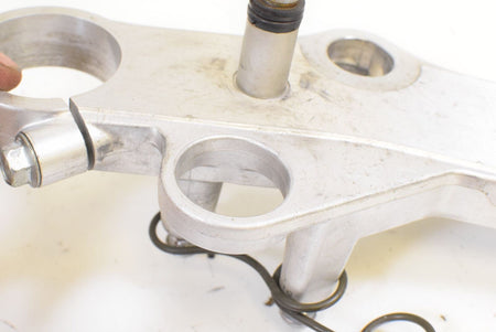 2000 Suzuki TL1000R TL1000 Upper Triple Tree Steering Clamp 51311-02FA0 {{ shop.shopifyCountryName }} - Mototech271