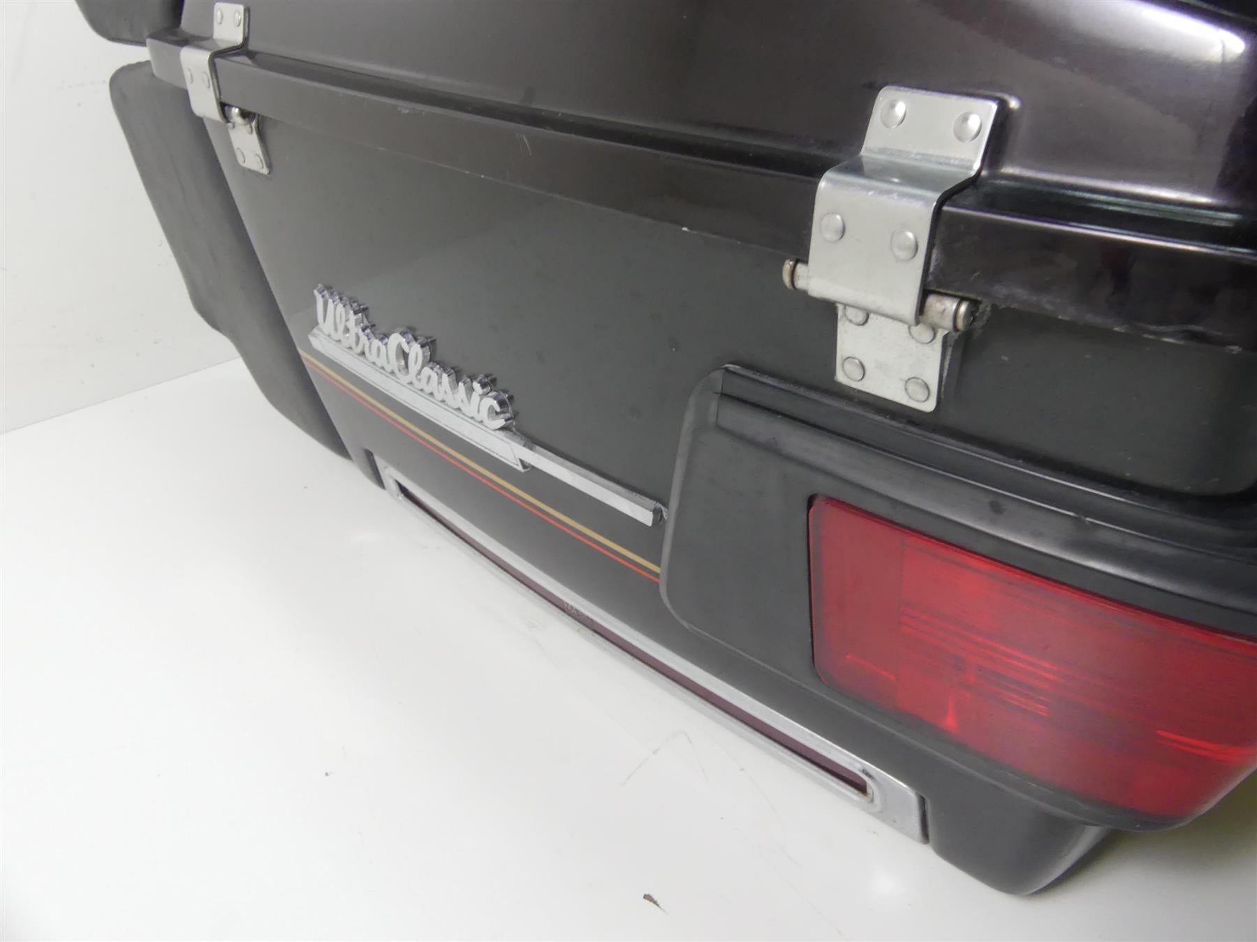 1995 Harley Touring FLHTCU Electra Glide Rear Trunk Tour Pak & Mount 53275-94 {{ shop.shopifyCountryName }} - Mototech271