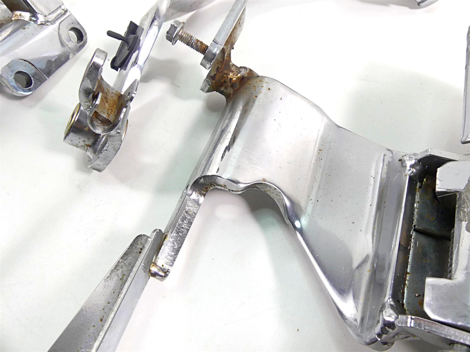 2002 Honda VTX1800 R Front L+R Floor Board Shifter Brake Pedal 50612-MCV-010 {{ shop.shopifyCountryName }} - Mototech271