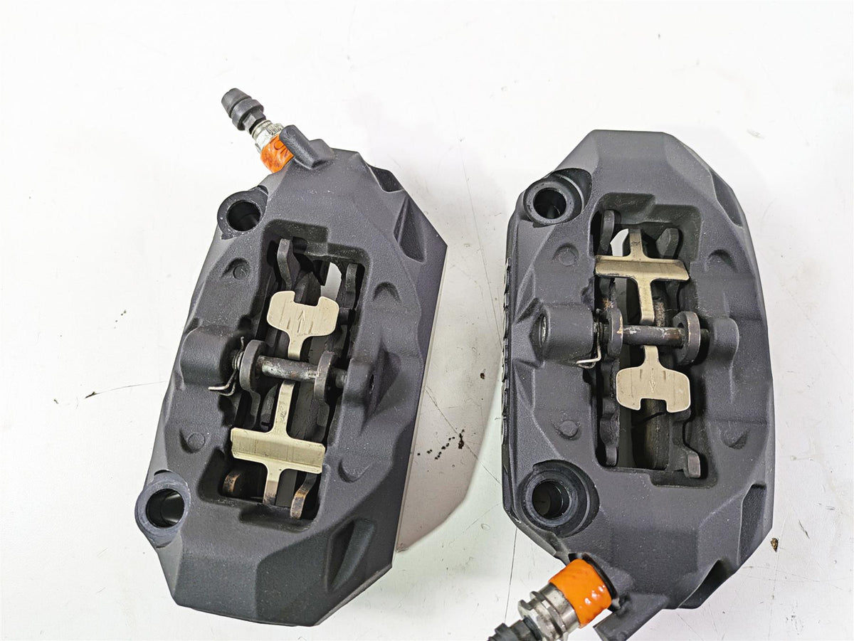 2018 BMW R1200GS GSW K50 Brembo Front Brake Caliper Set 34118556205 34118556206 {{ shop.shopifyCountryName }} - Mototech271