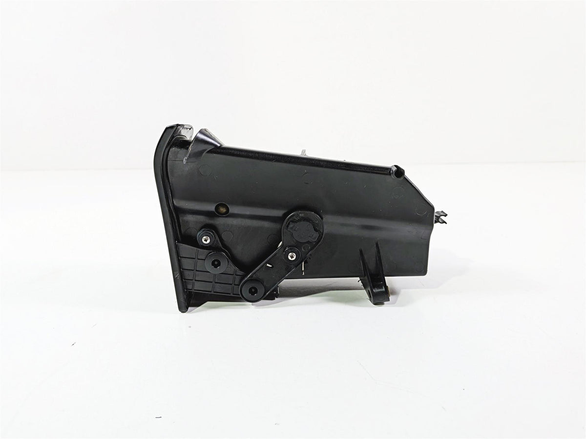 2017 Harley Touring FLHXS Street Glide Front Fairing Media Compartment 76000117 {{ shop.shopifyCountryName }} - Mototech271
