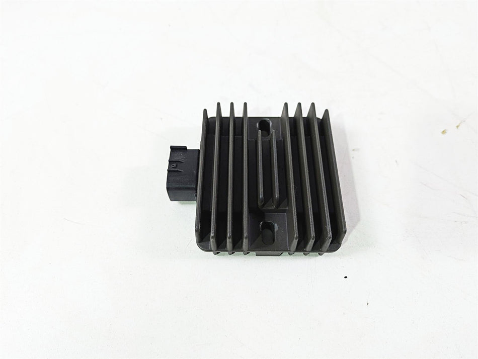 2012 Mv Agusta F4 RR Rectifier Voltage Regulator SH678KA 8000B3206 {{ shop.shopifyCountryName }} - Mototech271