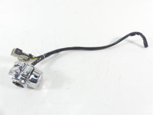 2007 Harley Touring FLHR SE CVO Road King Left Cruise Control Switch 71682-06A