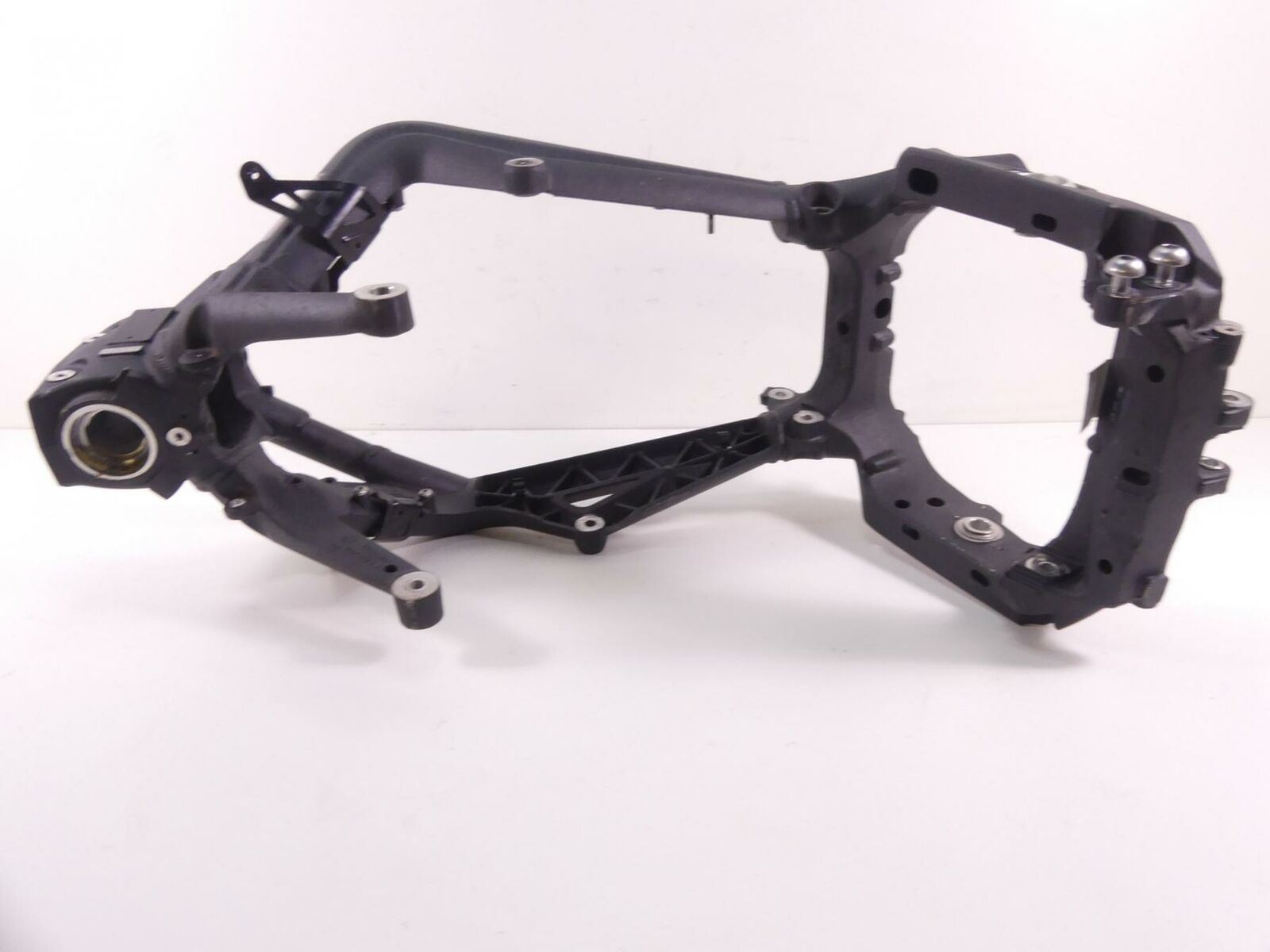 2017 Triumph Daytona 675R Straight Main Frame Chassis Slvg T2704161 {{ shop.shopifyCountryName }} - Mototech271