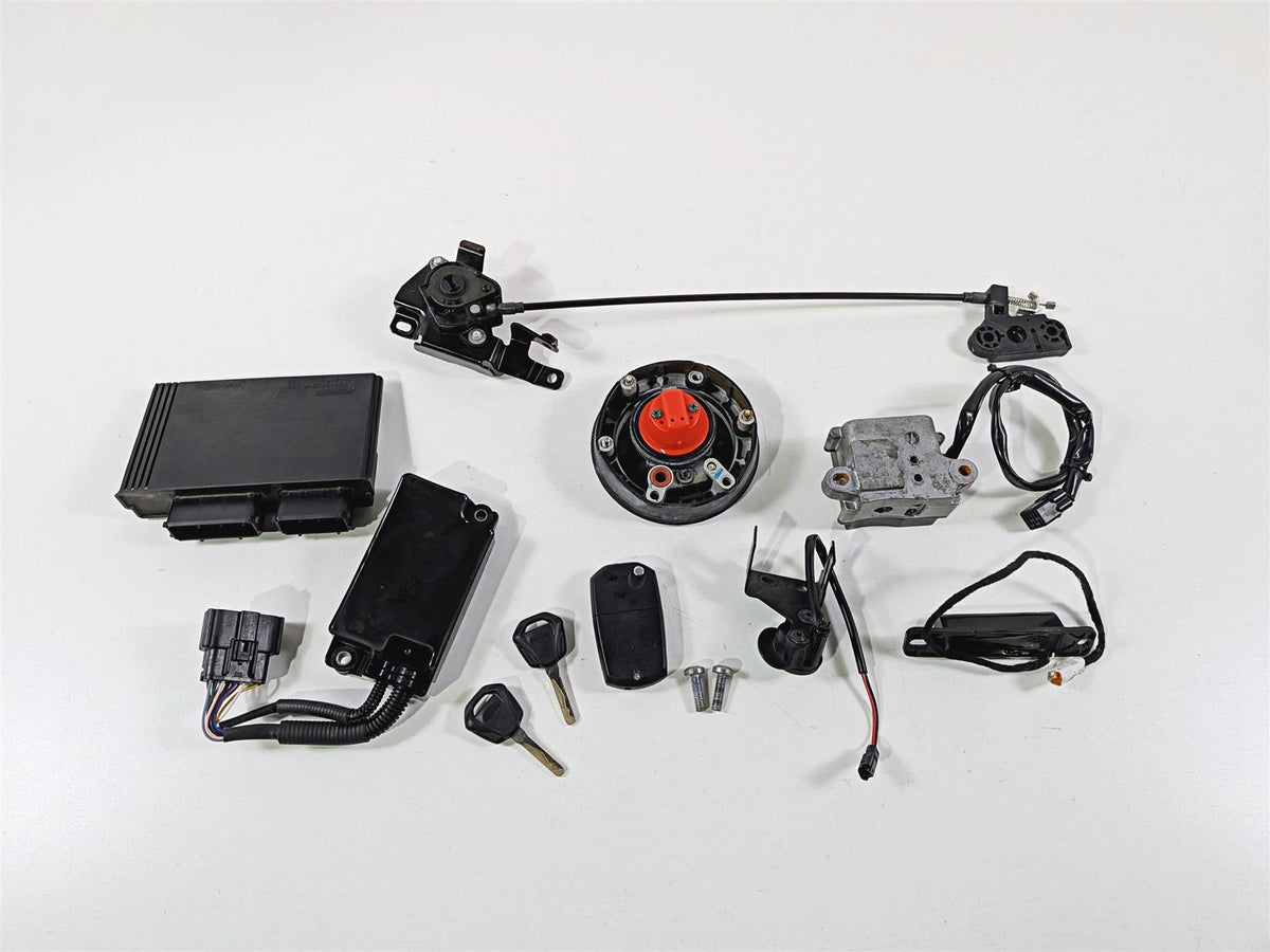 2019 Triumph Speed Triple RS 1050 Ignition Switch Cdi Immobilizer Fob T2502580 {{ shop.shopifyCountryName }} - Mototech271