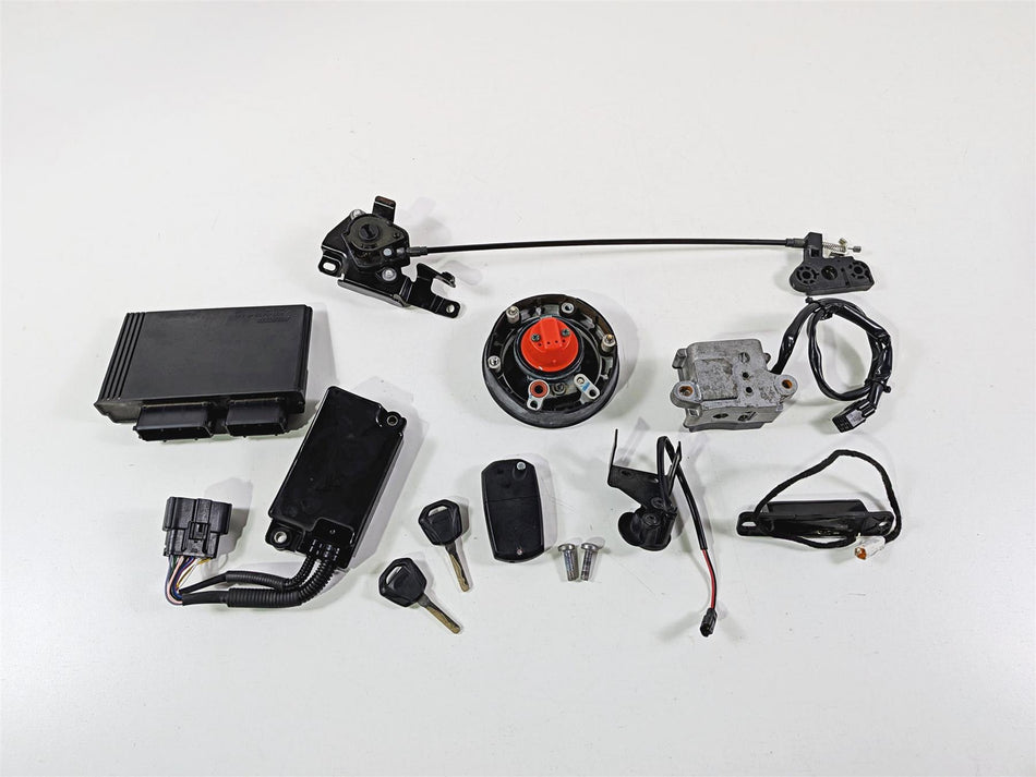 2019 Triumph Speed Triple RS 1050 Ignition Switch Cdi Immobilizer Fob T2502580 {{ shop.shopifyCountryName }} - Mototech271