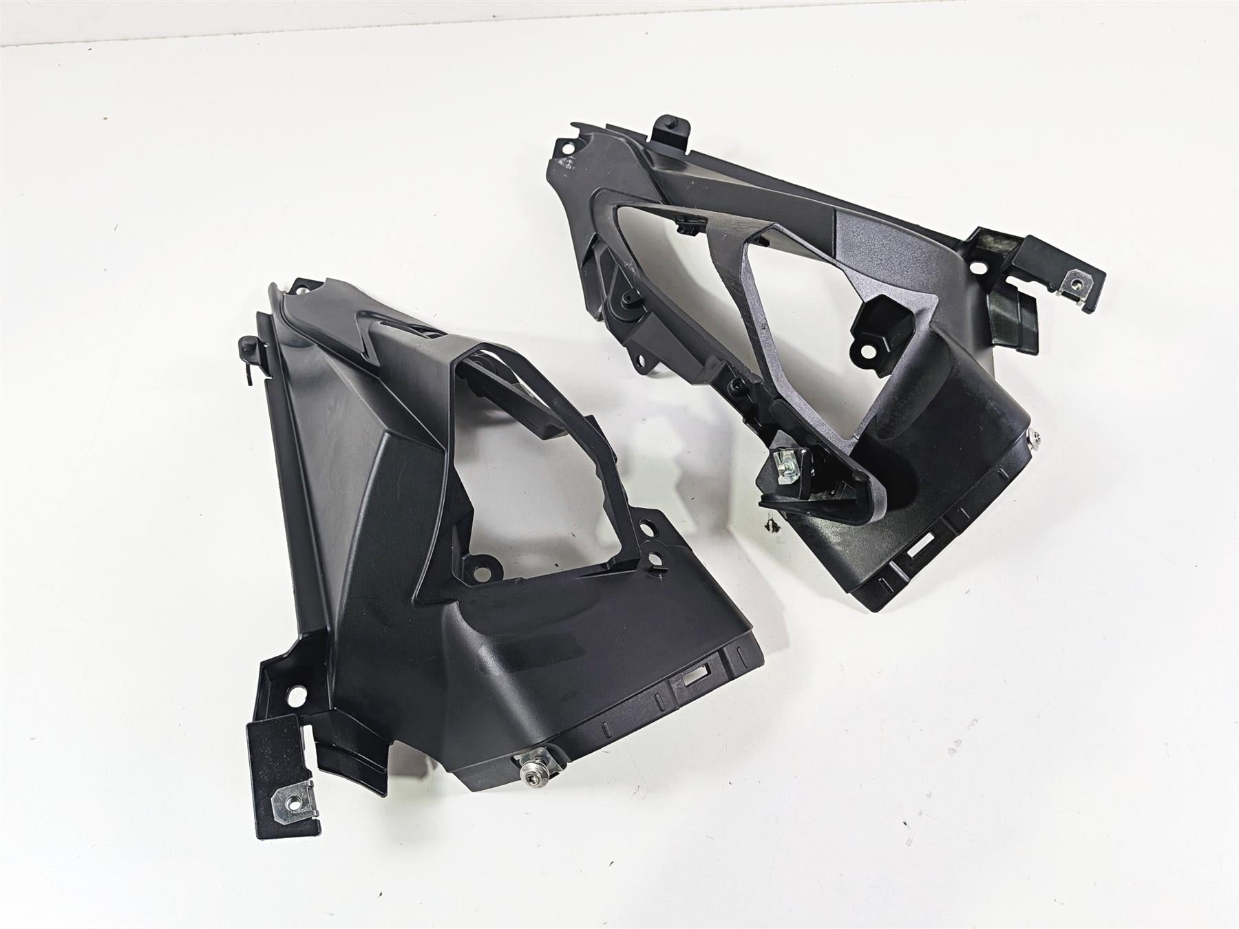 2016 BMW R1200RT RT RTW K52 Blinker Turn Signal Cover Fairings 46637728815 {{ shop.shopifyCountryName }} - Mototech271