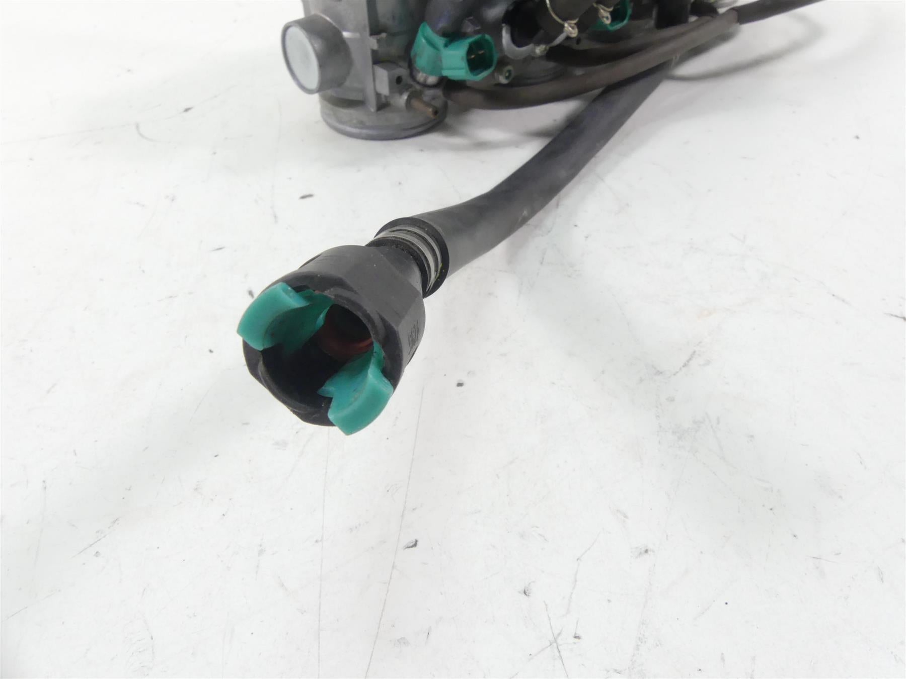2015 Honda CBR1000 RR SC59 Keihin Throttle Body Fuel Injectors 16401-MFL-671 {{ shop.shopifyCountryName }} - Mototech271