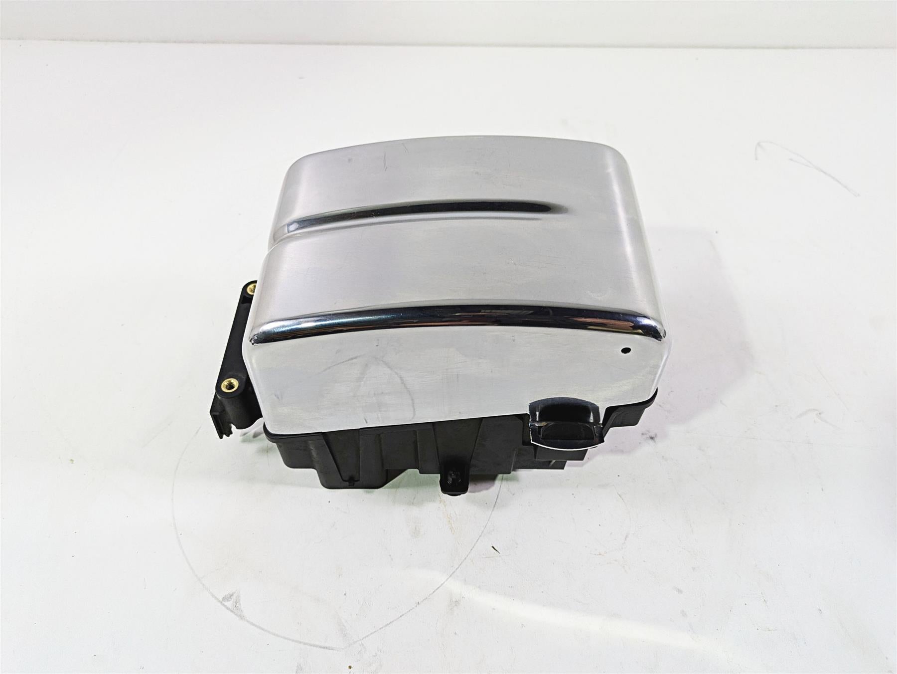 2016 Harley FXDL Dyna Low Rider Electric Holder Tray Stay & Cover 70367-12 {{ shop.shopifyCountryName }} - Mototech271