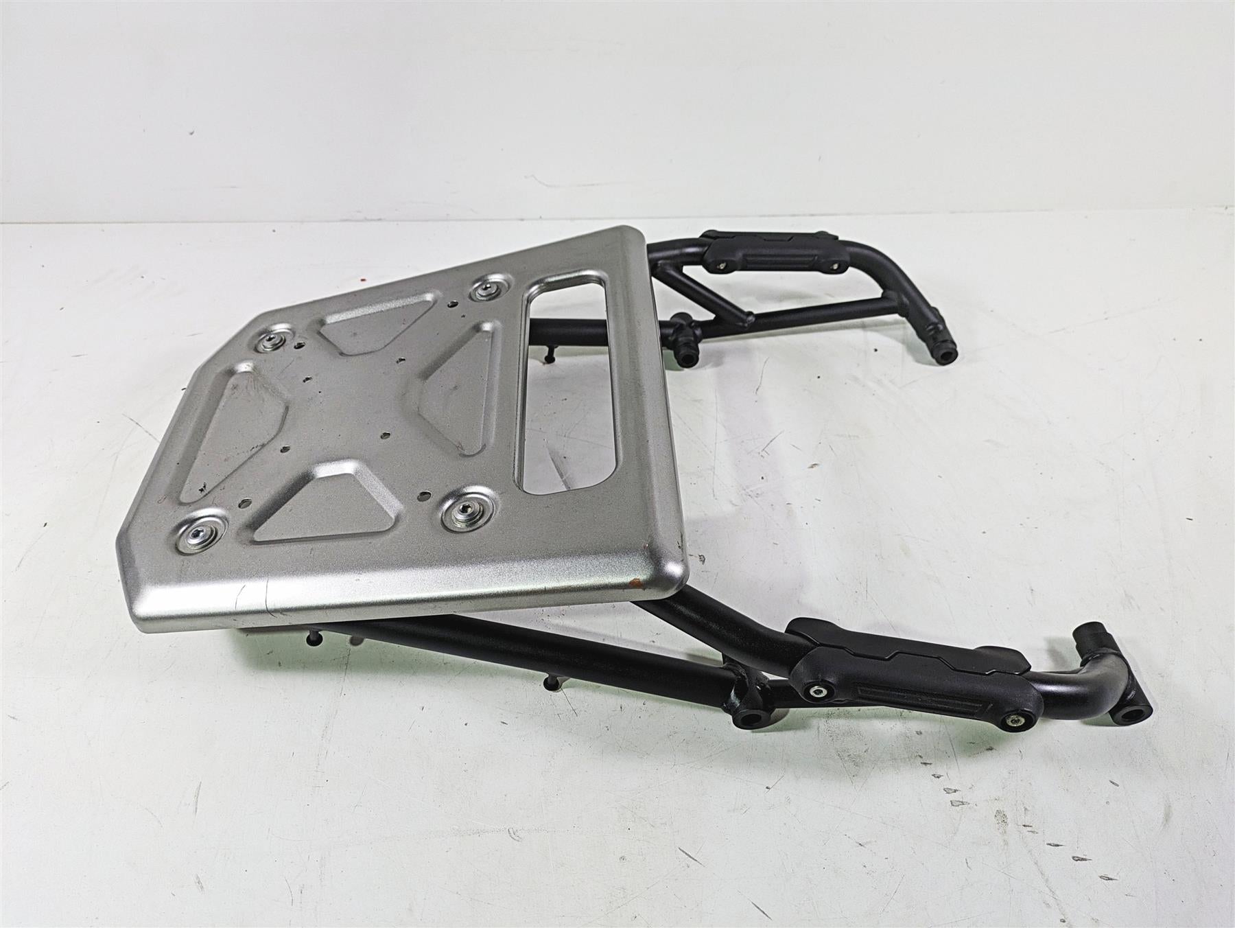2023 Kawasaki KLR KL 650 Adventure Rear Grab Trunk Top Case & Carrier 99994-1493 {{ shop.shopifyCountryName }} - Mototech271